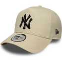 beige-bojd-skarm-snapback-9forty-e-frame-side-patch-keps-new-york-yankees-mlb-fran-new-era