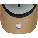 new-york-yankees-mlb-9forty-e-frame-svart-och-brun-snapback-med-bojd-skarm-i-mocka-fran-new-era