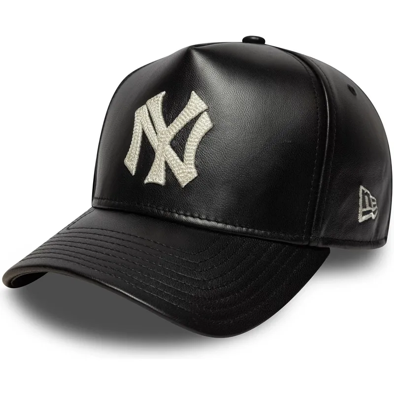 svart-justerbar-kurvad-keps-9forty-e-frame-img-leather-fran-new-york-yankees-mlb-av-new-era