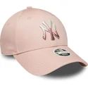 justerbar-rosa-bojd-keps-for-kvinnor-9forty-metallic-logo-new-york-yankees-mlb-fran-new-era