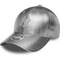bojd-silverfargad-justerbar-keps-for-dam-9forty-metallic-fran-new-york-yankees-mlb-av-new-era