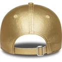 justerbar-gyllene-bojd-keps-for-kvinnor-9forty-metallic-new-york-yankees-mlb-fran-new-era
