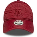 rod-justerbar-kurvad-keps-for-dam-med-rott-9twenty-padded-logotyp-fran-new-york-yankees-mlb-av-new-era