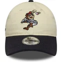 justerbar-beige-och-marinbla-bojd-keps-for-barn-9twenty-mascot-fran-new-era