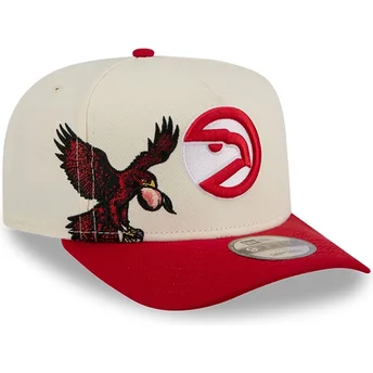 Beige och röd böjd keps snapback 9FIFTY A Frame Precurved Hardwood Classics från Atlanta Hawks NBA av New Era
