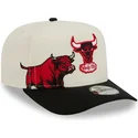 beige-och-svart-bojd-keps-snapback-9fifty-a-frame-precurved-hardwood-classics-fran-chicago-bulls-nba-av-new-era