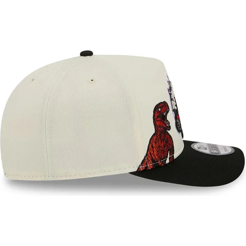 beige-och-svart-bojd-keps-snapback-9fifty-a-frame-precurved-hardwood-classics-toronto-raptors-nba-fran-new-era