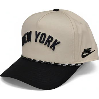 Beige och svart snapback Rise Structured New York Yankees MLB keps från Nike.