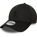 svart-bojd-keps-med-justerbar-passform-och-svart-logotyp-39thirty-stretch-mesh-fran-new-york-yankees-mlb-av-new-era