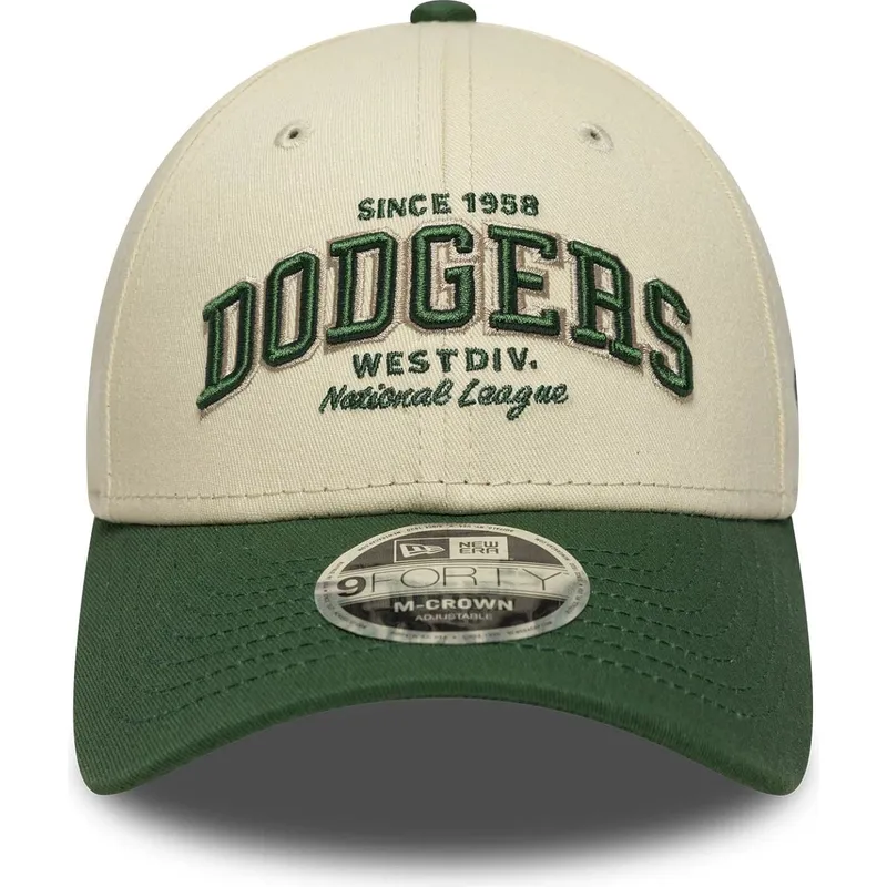 bojd-beige-och-gron-justerbar-keps-9forty-m-crown-wordmark-fran-los-angeles-dodgers-mlb-av-new-era