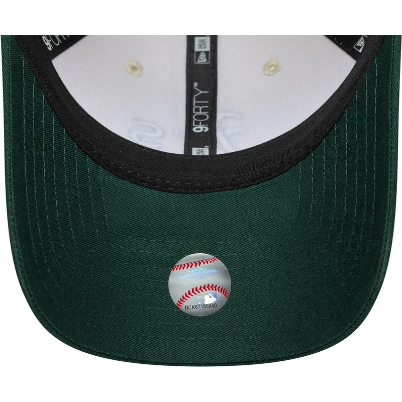bojd-keps-beige-och-gron-snapback-9forty-m-crown-fran-oakland-athletics-mlb-av-new-era