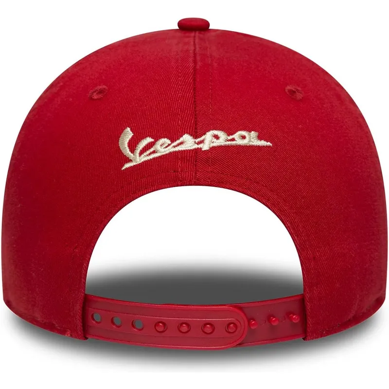 rod-kurvad-keps-snapback-9forty-m-crown-80th-year-fran-vespa-piaggio-av-new-era