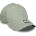 gorra-curva-verde-claro-ajustable-con-logo-verde-para-mujer-9forty-m-crown-pastel-cord-de-new-york-yankees-mlb-de-new-era