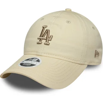 Beige justerbar kurvad keps med beige logotyp för dam 9TWENTY League Essential Midi från Los Angeles Dodgers MLB av New Era