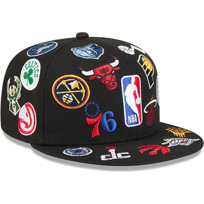 gorra-plana-negra-ajustada-59fifty-all-over-de-nba-de-new-era