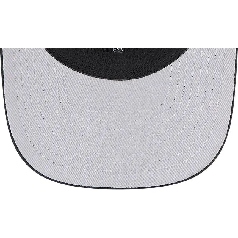 svart-trucker-keps-9seventy-stretch-snap-evergreen-fran-chicago-white-sox-mlb-av-new-era