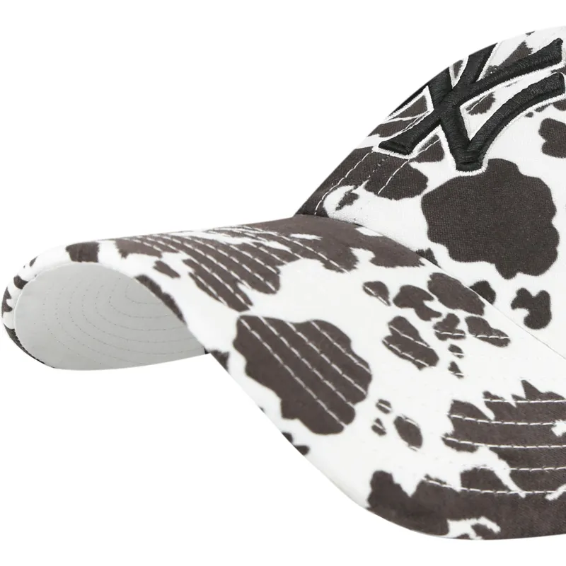 gorra-curva-blanca-ajustable-clean-up-bessie-de-new-york-yankees-mlb-de-47-brand