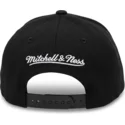 svart-bojd-snapback-keps-branded-fran-mitchell-ness