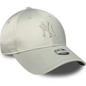 gron-justerbar-kurvad-keps-for-dam-9forty-bow-back-satin-fran-new-york-yankees-mlb-av-new-era