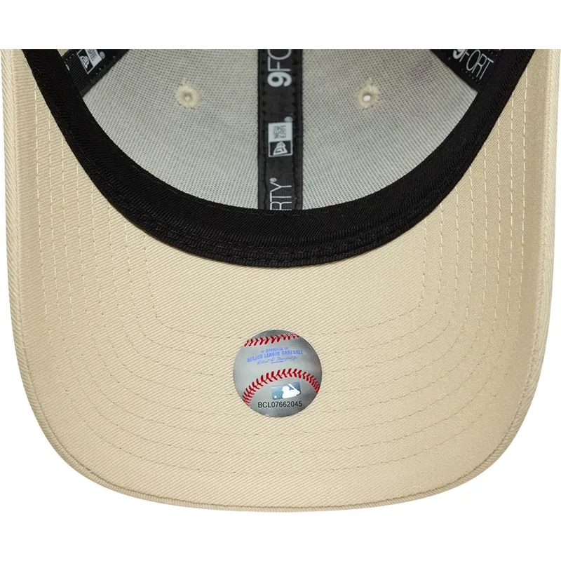 bojd-beige-justerbar-keps-for-dam-9forty-floral-icon-side-fran-new-york-yankees-mlb-av-new-era