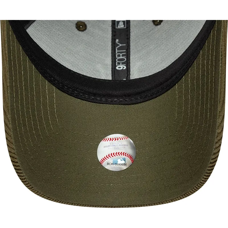 gron-bojd-justerbar-keps-9forty-soft-cord-new-york-yankees-mlb-fran-new-era