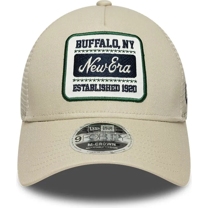 beige-trucker-keps-9forty-m-crown-a-frame-multi-patch-fran-new-era