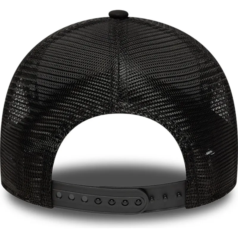 svart-trucker-keps-9forty-m-crown-a-frame-fran-chicago-bulls-nba-av-new-era