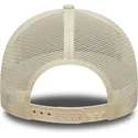 beige-trucker-keps-med-beige-logotyp-a-frame-outline-fran-new-york-yankees-mlb-av-new-era