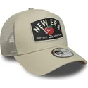 beige-trucker-keps-a-frame-summer-patch-fran-new-era