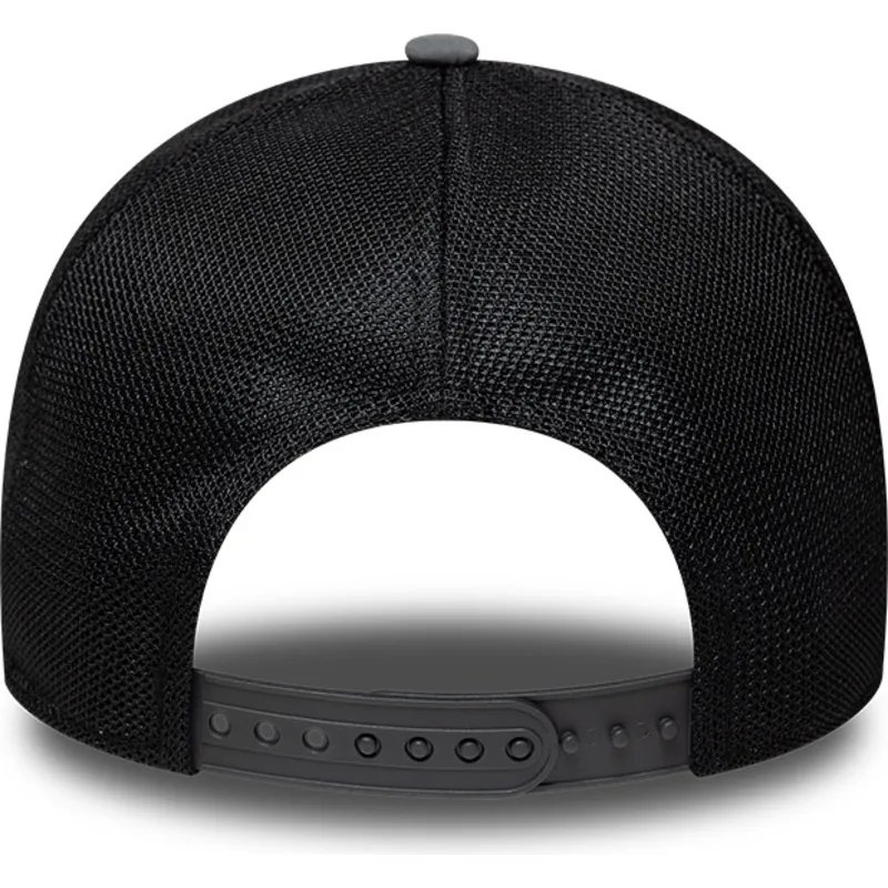 gra-trucker-keps-med-svart-logotyp-a-frame-sport-fran-new-york-yankees-mlb-av-new-era