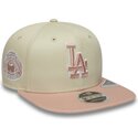 beige-platt-snapback-keps-med-rosa-logotyp-9fifty-original-fit-world-series-patch-fran-los-angeles-dodgers-mlb-av-new-era