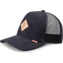 svart-hft-knobfab-trucker-keps-fran-djinns