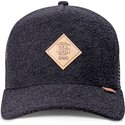 svart-hft-knobfab-trucker-keps-fran-djinns