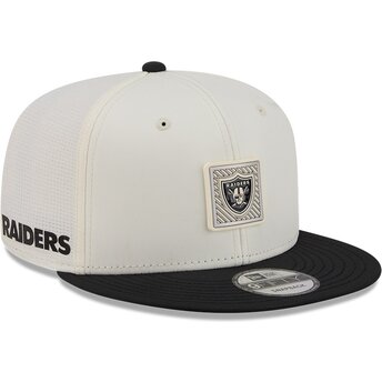 Beige och svart platt keps snapback 9FIFTY Training Pack 2026 från Las Vegas Raiders NFL av New Era