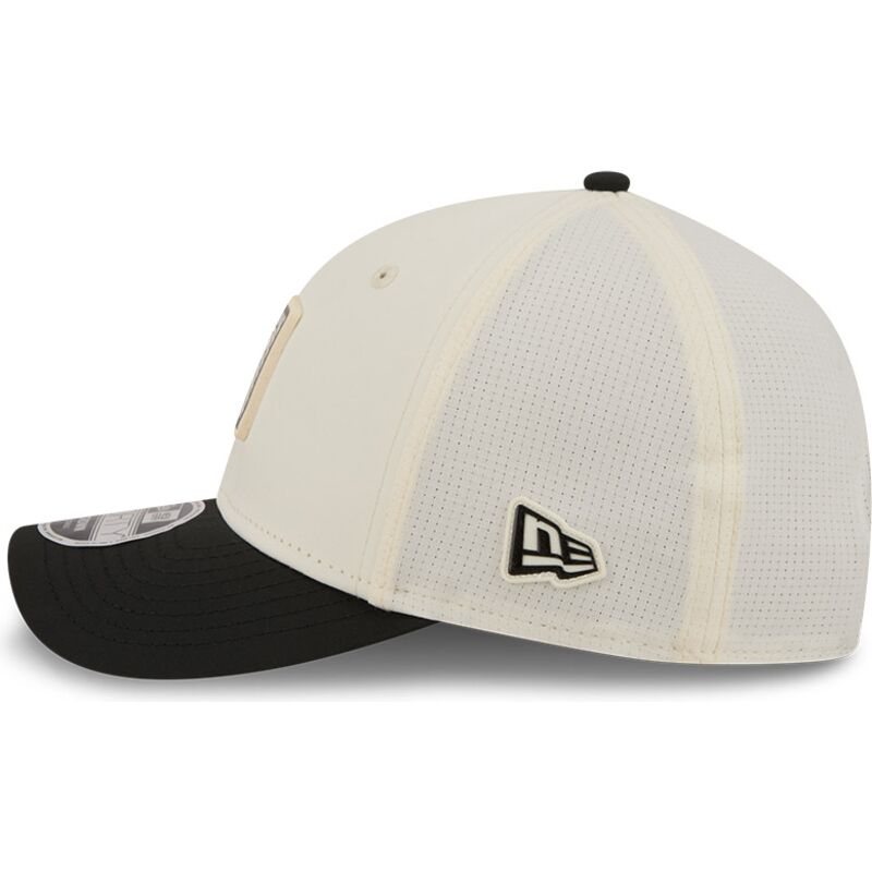 beige-och-svart-bojd-keps-snapback-9forty-m-crown-training-pack-2026-fran-las-vegas-raiders-nfl-av-new-era