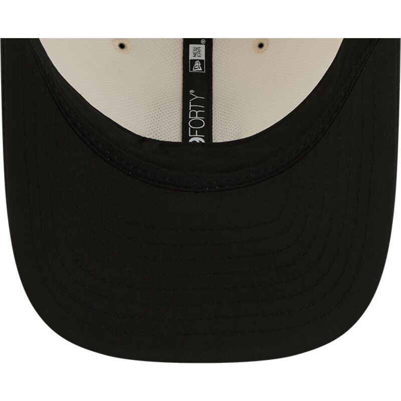beige-och-svart-bojd-keps-snapback-9forty-m-crown-training-pack-2026-fran-las-vegas-raiders-nfl-av-new-era