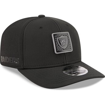 Kepsar böjd svart snapback 9SEVENTY Stretch Snap Training Pack 2026 från Las Vegas Raiders NFL av New Era
