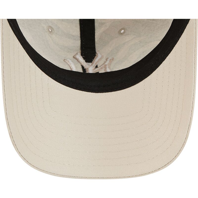 bojd-beige-justerbar-keps-9twenty-leafy-palm-fran-new-york-yankees-mlb-av-new-era
