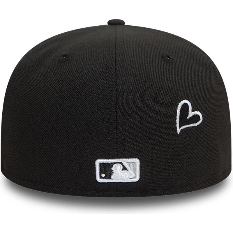 svart-platt-keps-justerad-59fifty-heart-icon-fran-chicago-white-sox-mlb-av-new-era