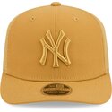 ljusbrun-trucker-keps-9seventy-stretch-snap-color-pack-new-york-yankees-mlb-fran-new-era