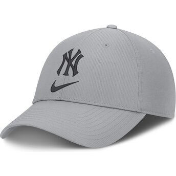 Grå böjd justerbar keps Primetime Club Structured UV Poly Ripstop från New York Yankees MLB av Nike