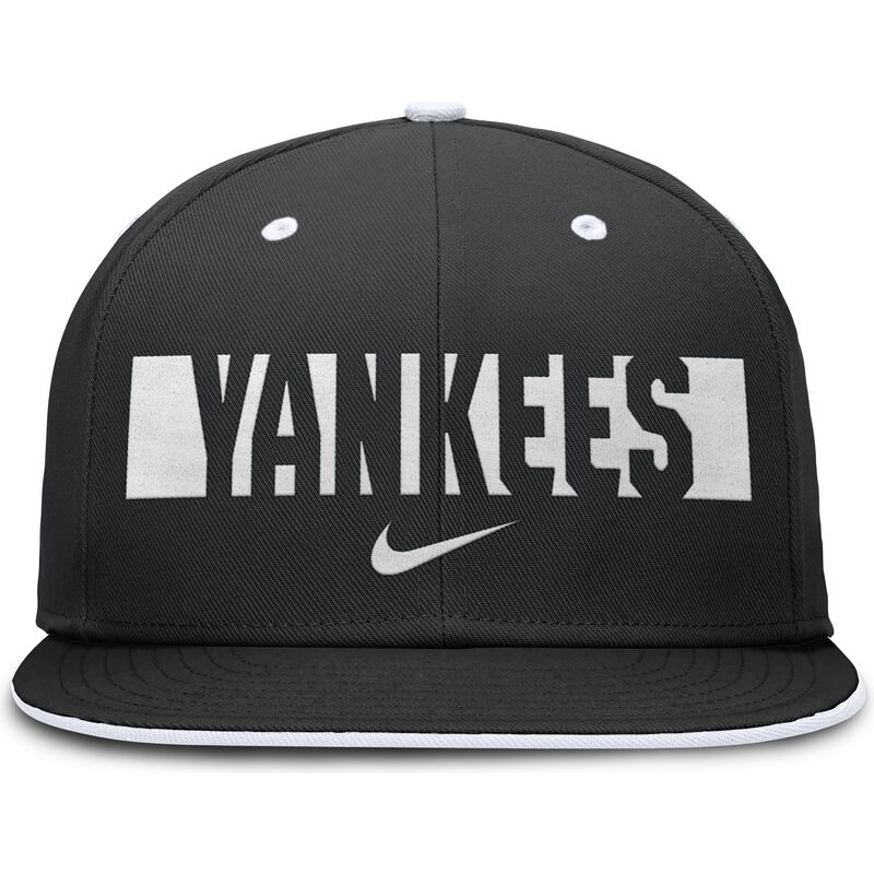 svart-platt-keps-justerbar-primetime-dri-fit-true-structured-round-bill-fran-new-york-yankees-mlb-av-nike