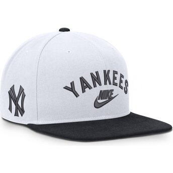Vit och marinblå platt keps snapback Cooperstown Dri-Fit Pro Structured Square Bill från New York Yankees MLB av Nike