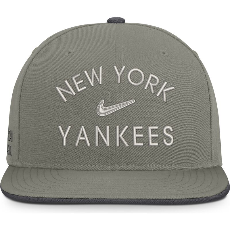 gron-platt-keps-snapback-dri-fit-pro-structured-square-bill-fran-new-york-yankees-mlb-av-nike