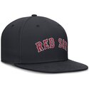 marinbla-platt-keps-justerad-dri-fit-true-structured-round-bill-boston-red-sox-mlb-fran-nike