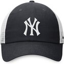 justerbar-truckerkeps-i-marinblatt-och-vitt-club-unstructured-new-york-yankees-mlb-fran-nike