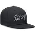 svart-platt-justerad-keps-dri-fit-true-structured-round-bill-fran-chicago-white-sox-mlb-av-nike