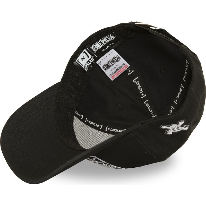 svart-bojd-snapback-keps-op7-embb-one-piece-fran-capslab