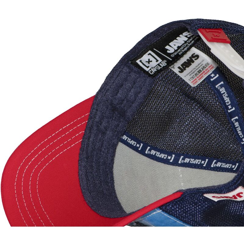 flerfargad-trucker-keps-jaw1-jawb-haj-fran-capslab