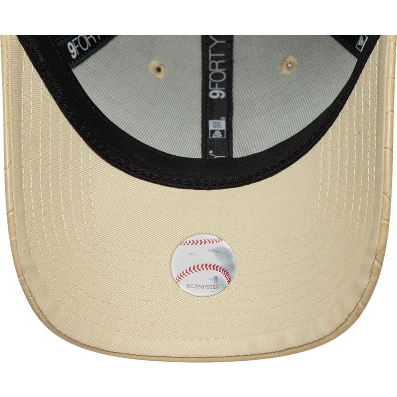 kepsar-bojd-beige-justerbart-band-9forty-pu-pattern-fran-new-york-yankees-mlb-av-new-era
